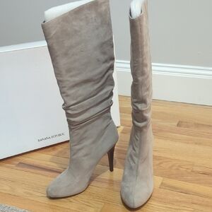 Banana Republic Women's Gray Suede Boots